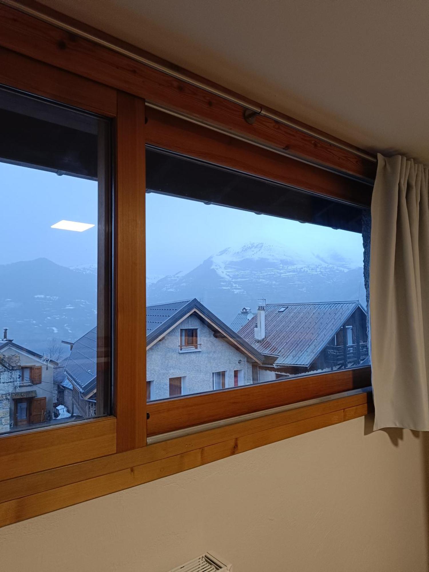 Hostel La Mansio De Bons Les Deux Alpes Exterior foto